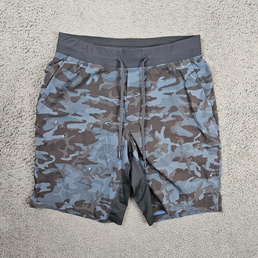 Lululemon Mens THE Short 7 Inch Heritage 365 Camo Deep Coal Multi Black Size M